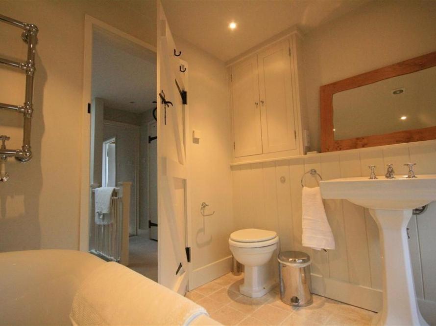Hillside Cottage Burford Bagian luar foto